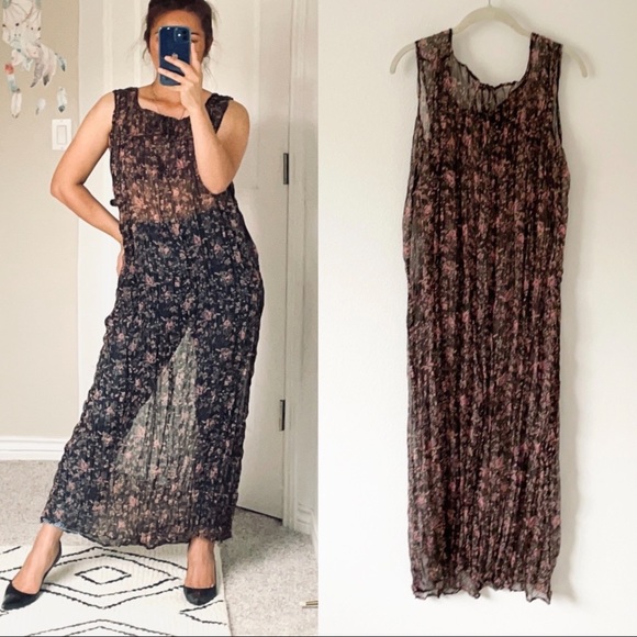 Vintage Floral Dress - Picture 2 of 13